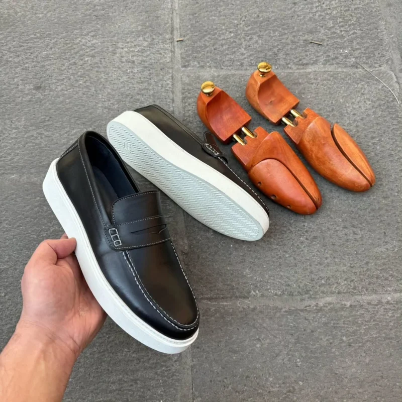 Chaussures Homme Élégantes Noires – Semelle Blanche