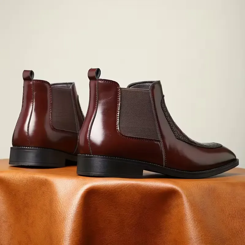 Bottines Chelsea en cuir bordeaux pour homme avec empiècement effet python