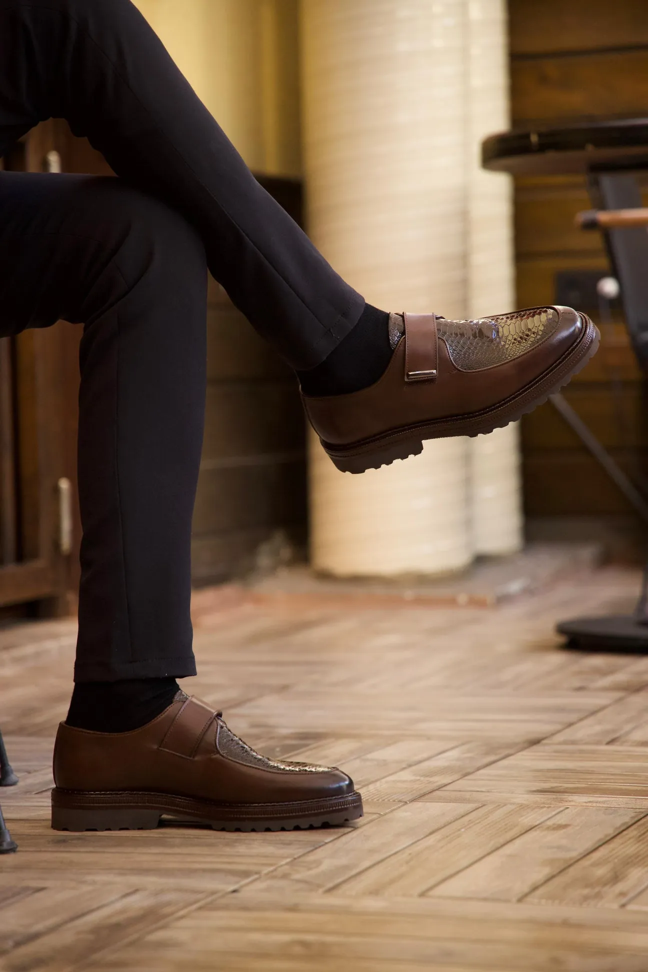 Mocassins à bride en cuir pour homme marron chocolat avec dessus