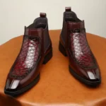 Bottines Chelsea en cuir bordeaux pour homme avec empiècement effet python